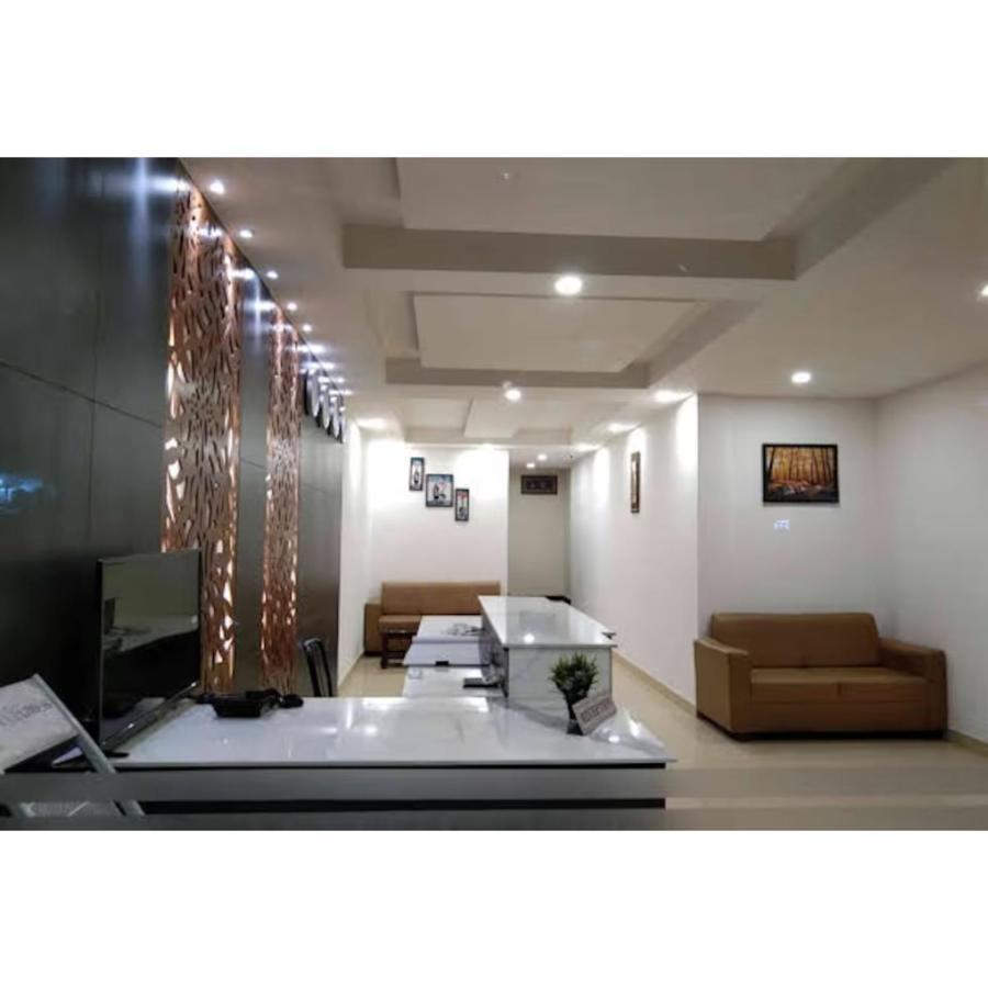 Hotel Meridian Grand Shamshabad Eksteriør billede