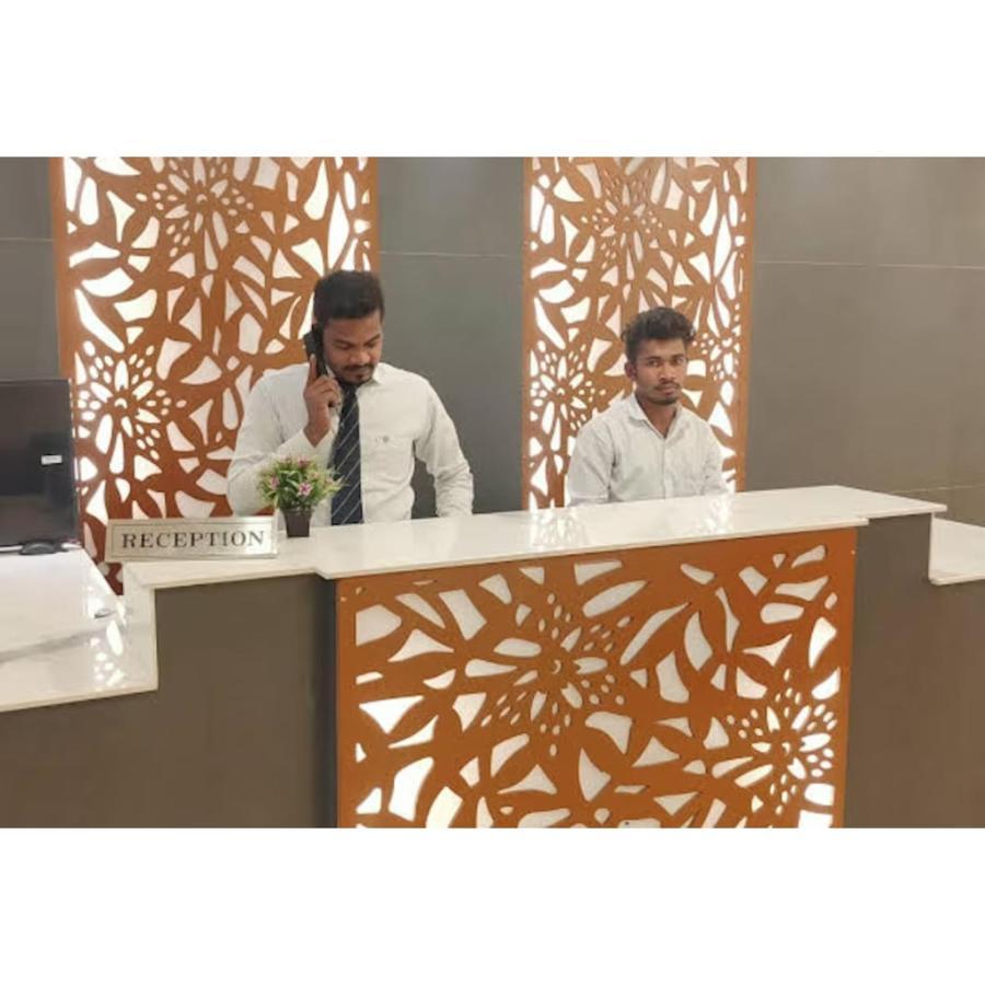 Hotel Meridian Grand Shamshabad Eksteriør billede